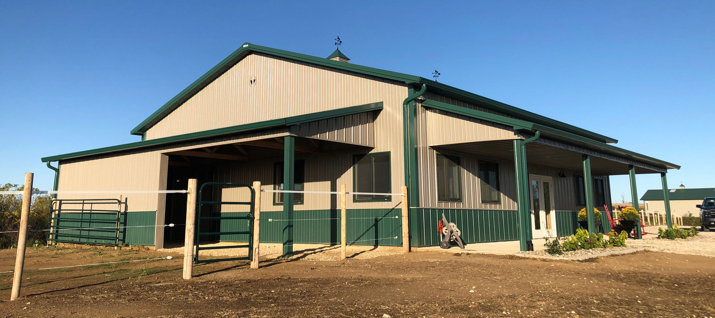 Pole Barn Horse Barns, Stables and Riding Arenas